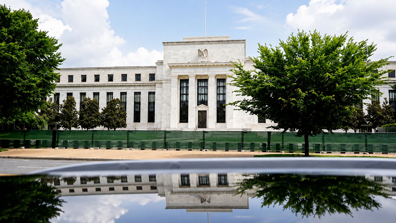 Fed Yetkilileri Yapay Zekâ Yatırımlarındaki Hızlı Artışı Yakından İzliyor