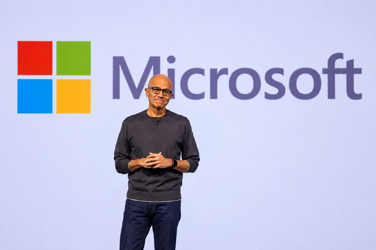 Satya Nadella: Şirketler Tek Bir Yapay Zekâ Modeline Bağımlı Kalmamalı