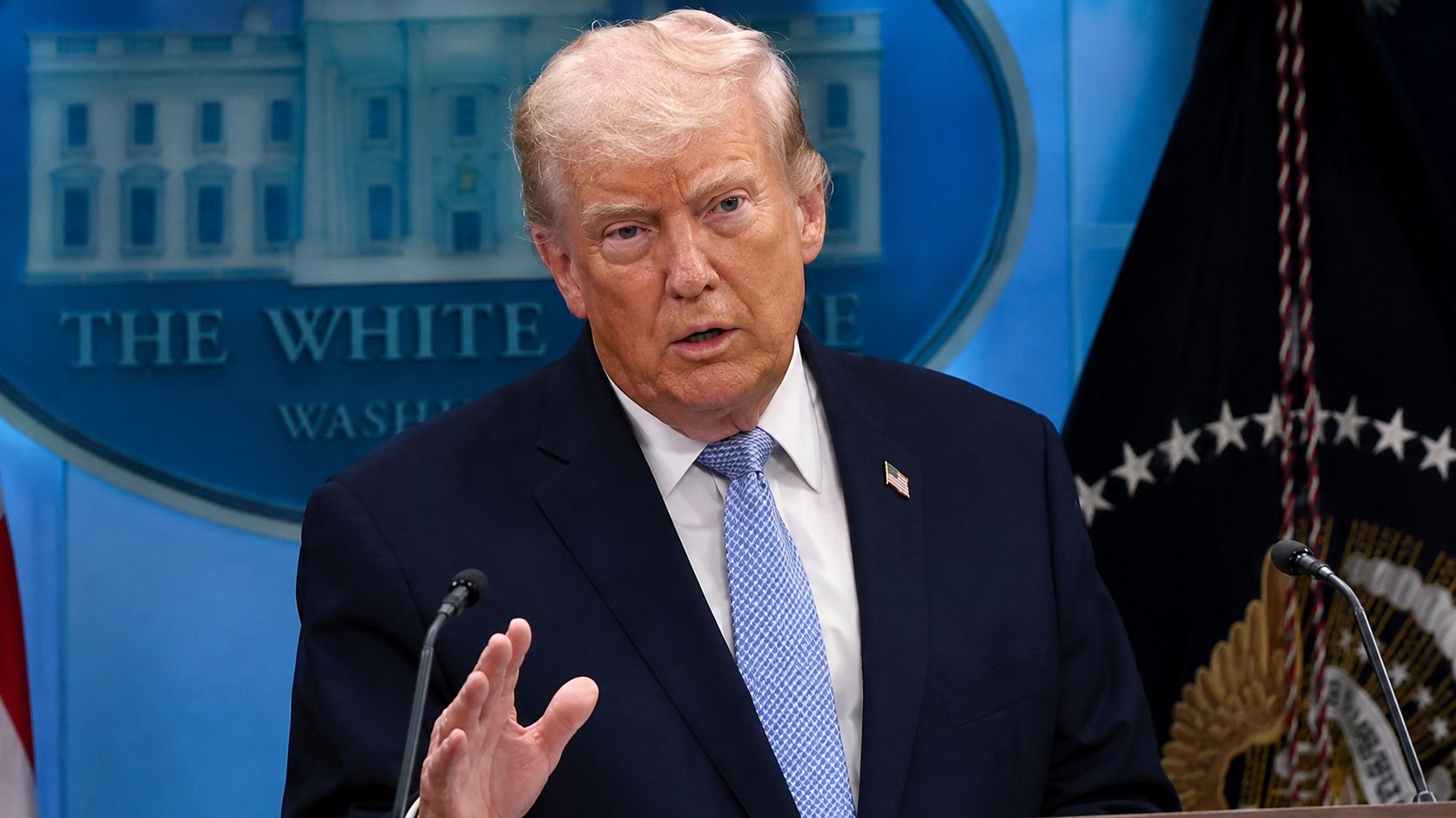 Trump yönetimi açık ağırlıklı AI modelleri için güvenlik testini zorunlu tutmayacak