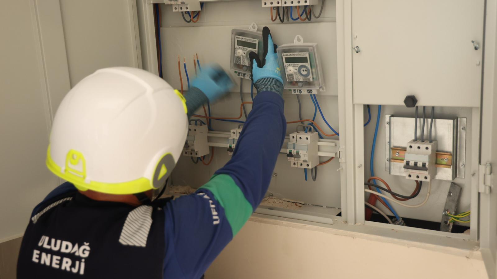 UEDAŞ Elektrik Şebekesini Yapay Zekâyla Planlıyor